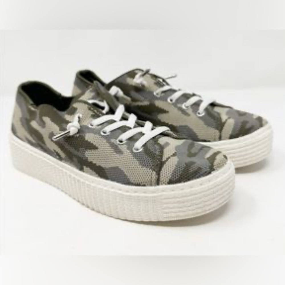 Madden NYC Camouflage Slip-ons